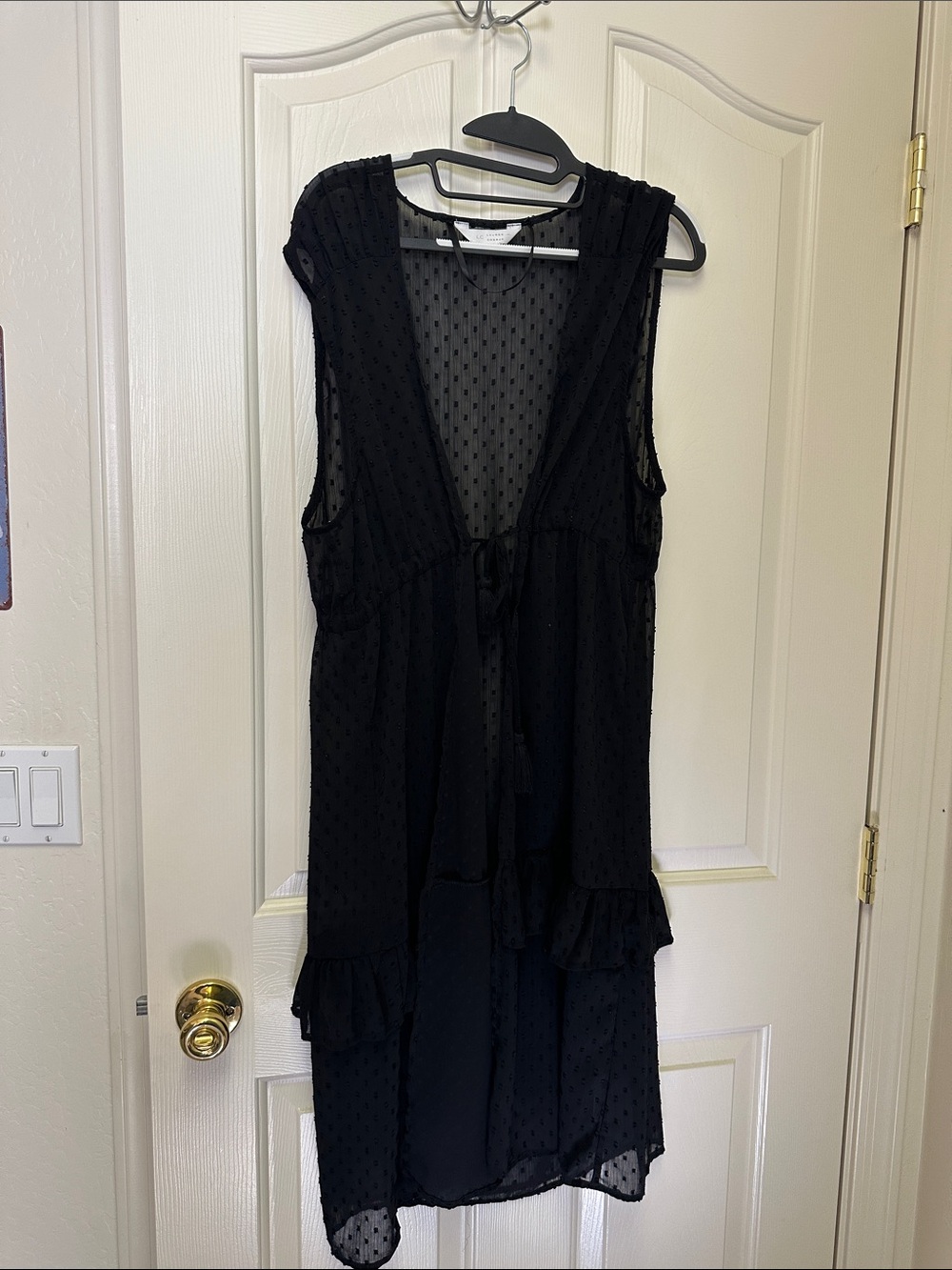 LC Lauren Conrad Black Sleeveless Swiss Dot Tie-Front shrug cardigan vest